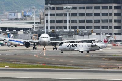 ゴールデンウィークに空港に行って飛行機を眺めてみました。