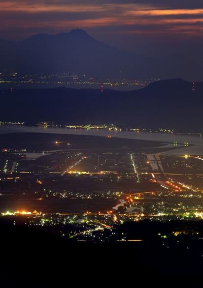夕日と夜景の魅力に取り付かれて　☆(-^▽^-)☆ ”第２弾　標高869.5ｍ矢山岳山頂から眺める熊本市～八代市の景色”