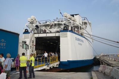 2014 クロアチア(+ちょっと南伊)の旅 (15)船内探検とイタリア・バーリ上陸編