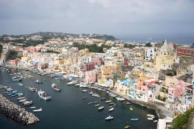 2014 クロアチア(+ちょっと南伊)の旅 (18)パステルカラーの島・プロチダ島編