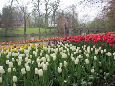 2015年　ベネルクスの旅　その１０　グランビガール城で1か月だけのフラワーショーを見てきました。