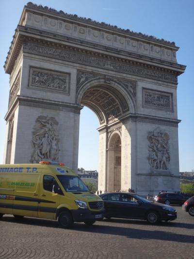 パリ、ロンドン。ヨーロッパでは初めての個人、一人旅。1日目、名古屋→パリ