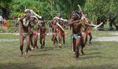 クラの輪（クラ交易）の島とトロブリアンド諸島：　ニューギニア一周クルーズ（3）