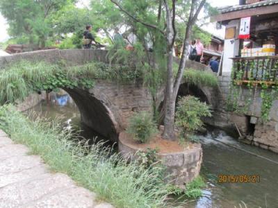 麗江の麗江古城・五一街・石橋