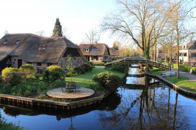 ２０１５　レンタカーで巡る春のオランダ＆ベルギー⑥　～オランダのヴェニス・ヒートホールン（Giethoorn）～