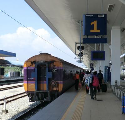 2015 シンガポール→パース→ペナン島→寝台列車→ ・・・ その６ ～ 22時間鉄道旅
