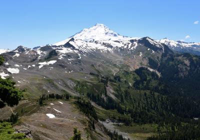 米国ワシントン州 ベーカー山（2回目）： 夏のハイキング＆自動車アクシデント