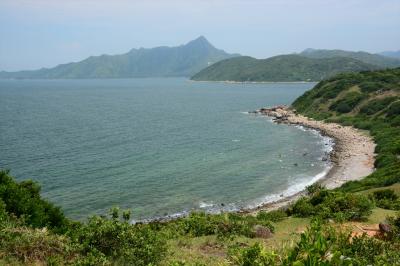 香港の離島で癒される1★緑の芝と青い海と牛と…塔門ハイキング　前半