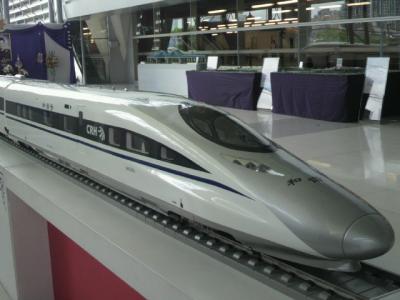 エアポートレールリンクＡＲＬマッカサン駅で中国の鉄道展示会場を見て来ました。
