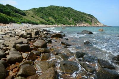 香港の離島で癒される2★緑の芝と青い海と牛と…塔門ハイキング　後半