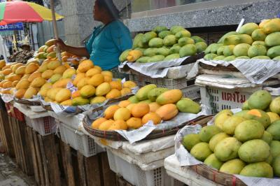 雨季のヤンゴンをぶらぶら　７月前半