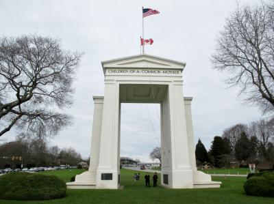 ピースアーチ州立公園 （カナダ＝アメリカ国際平和公園）＆ホワイトロック