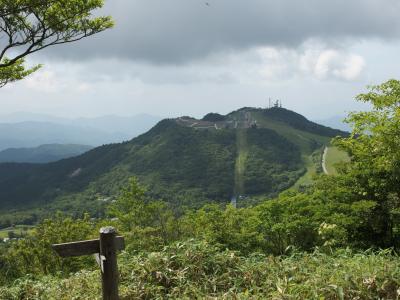 梅雨の晴れ間は絶好の山日和　茶臼山＆萩太郎山♪