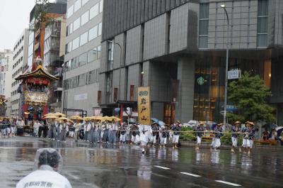 まさかの台風接近！？でも祇園祭に行くのです！