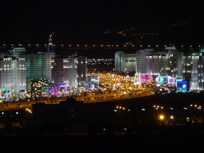 アシハバードの夜景