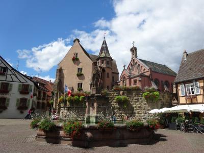 花のアルザス、 フランスで一番美しい村 エギスハイム 花のアルザス、 フランスで一番美しい村 エギスハイム