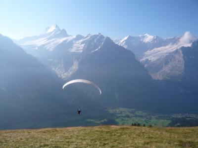 ヨーロッパ旅行(5日目) グリンデルワルト→フランス・パリ