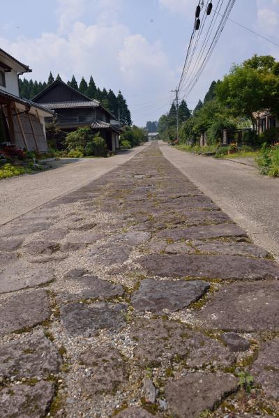 肥後街道　今市石畳