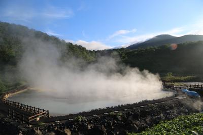 ニセコ大湯沼と湯本温泉紅葉音（あかはね）に泊まる