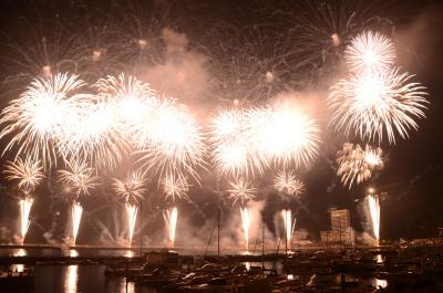 今年初めての花火を熱海で 2015.08.07 =花火大会(２)=