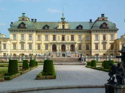 夢のような宮殿「ドロットニングホルム宮殿」