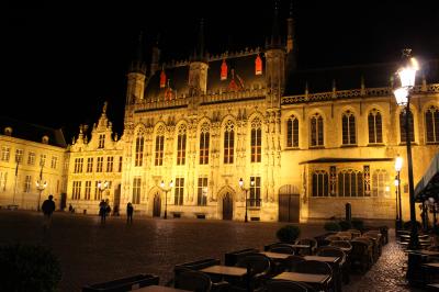 2015年　ベルギーの猫祭りに行こう♪　叔母と仲良し二人旅☆ちょっとリッチなベネルクス＆フィンランドついでにエストニア⑫イーペルから水の都ブルージュへ【後半】美しい運河めぐりとブルージュの夜景。最後はマルクト広場に大集合！