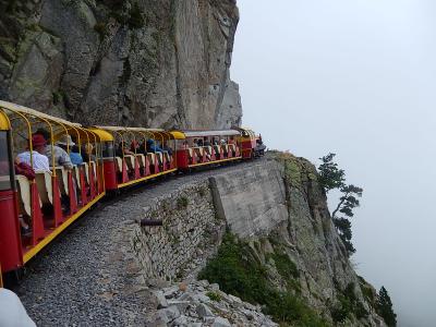 ピレネーハイキング　11日間の旅の思い出　①ピック・ドゥ・ミディ・ドッソーエリアにての感動のパノラマ列車