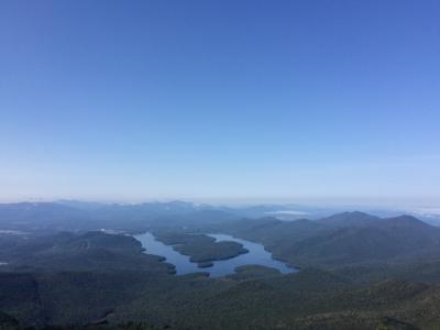 夏のアディロンダック山脈トレイル、レイクプラシット　ドライブ旅行