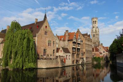 2015年　ベルギーの猫祭りに行こう♪　叔母と仲良し二人旅☆ちょっとリッチなベネルクス＆フィンランドついでにエストニア⑬ブルージュ朝のお散歩～絵葉書のような風景と聖母教会～