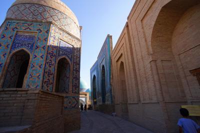 2015真夏のウズベキスタン（６）：サマルカンドのシャーヒズィンダ廟