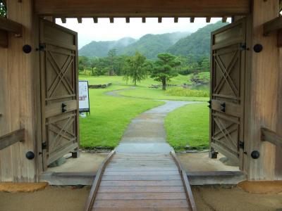 城下町　小幡　雨の楽山園　上