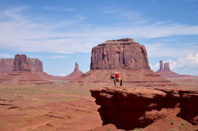 グランドサークル&ラスベガス（ロードトリップ：モニュメントバレー編）