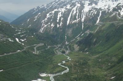 スイス旅行　前半は晴れ　後半は雨-7　フルカ峠からツェルマット