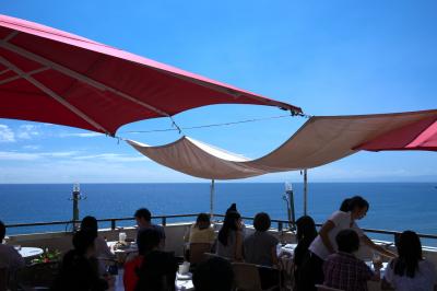 海が見える高台のレストランでささやかなバースデー(^_^)
