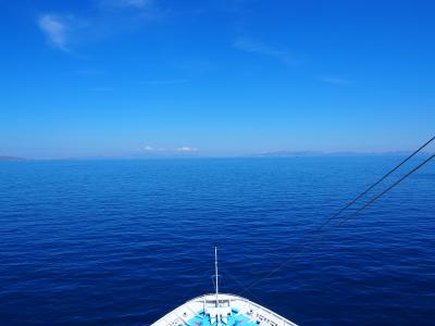 奇岩とエーゲ海の島々を行く　ギリシャ女一人旅３（憧れのエーゲ海クルーズ＆ミコノス）
