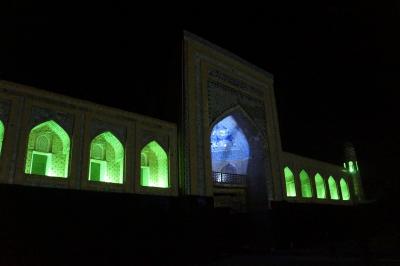 2015真夏のウズベキスタン（11）世界遺産ヒヴァの夜景と早朝散歩
