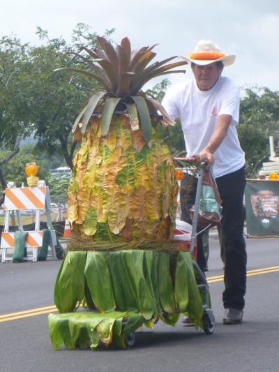 ハワイ島　ヒロの町が賑わうロイヤルパレード！（ヒロ）（2015.4）