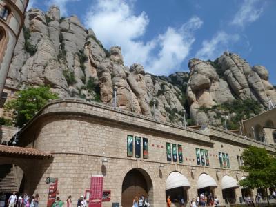 西へ西へ(3):奇岩に抱かれた聖地モンセラットへ