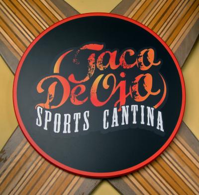２０１５　ベラテラ 食べある記：　タコ　デ　オホ　グリル　　Taco de Ojo Sports Cantina & Grill