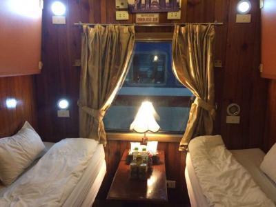 ベトナム　ハノイから夜行列車の旅　１日目　ハノイ