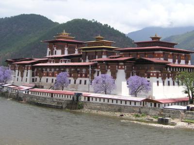 やすらぎの王国ブータンを個人旅行