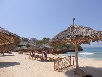 *Don't forget タンザニア*<ボンゴヨ島ビーチ>