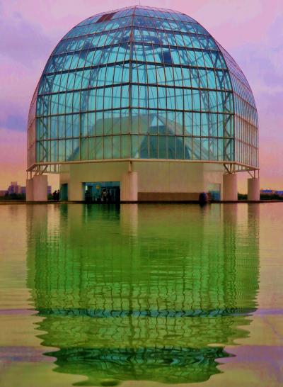 葛西臨海水族園1/6　ガラスドーム下にひろがる水世界　☆丹頂鶴とも会えた