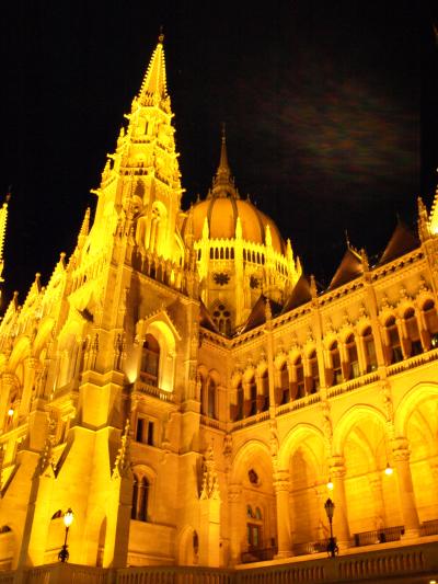 2015/09/19～23　煌めいていたブダペスト！　Vol.4(完)ブダペスト郊外にお出掛け、最後に国会議事堂を間近で見る