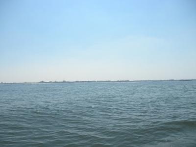 ティムサーハ湖をボートで周遊