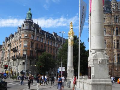 真夏のスウェーデン8日間・エステルマルム～ガムラスタン～シェップスホルメン島～市立図書館とスヴェンスク・テン。