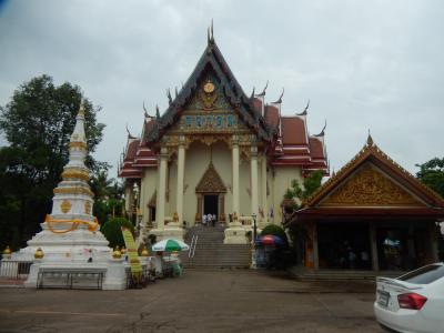 タイ　「行った所・見た所」　ノーンカイ（ワット・ポー・チャイ参拝と市街地散策）