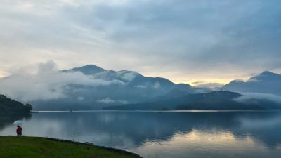 2015年10月　台湾①　早朝の日月潭は水墨画を見ているような景色でした！