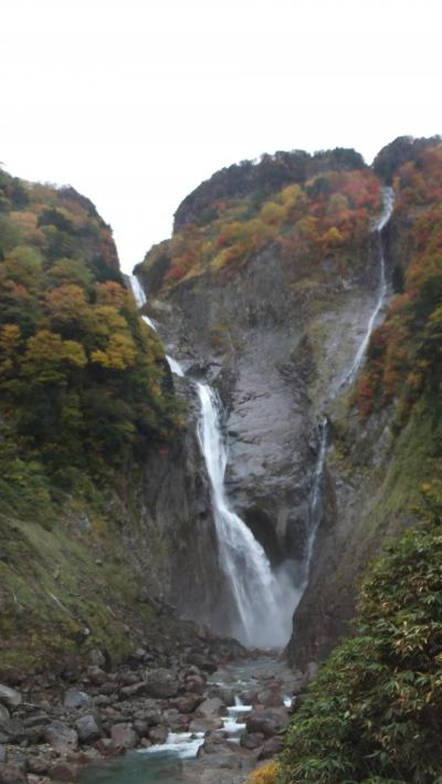 秋の北陸旅行～(4)２日目も富山。立山の「称名滝」でマイナスイオン浴びました！