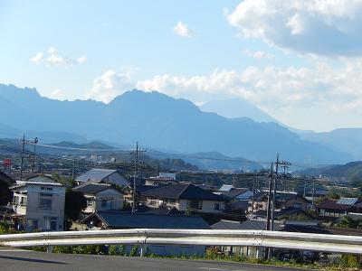 冨岡市内匠付近から見られた浅間山、妙義山